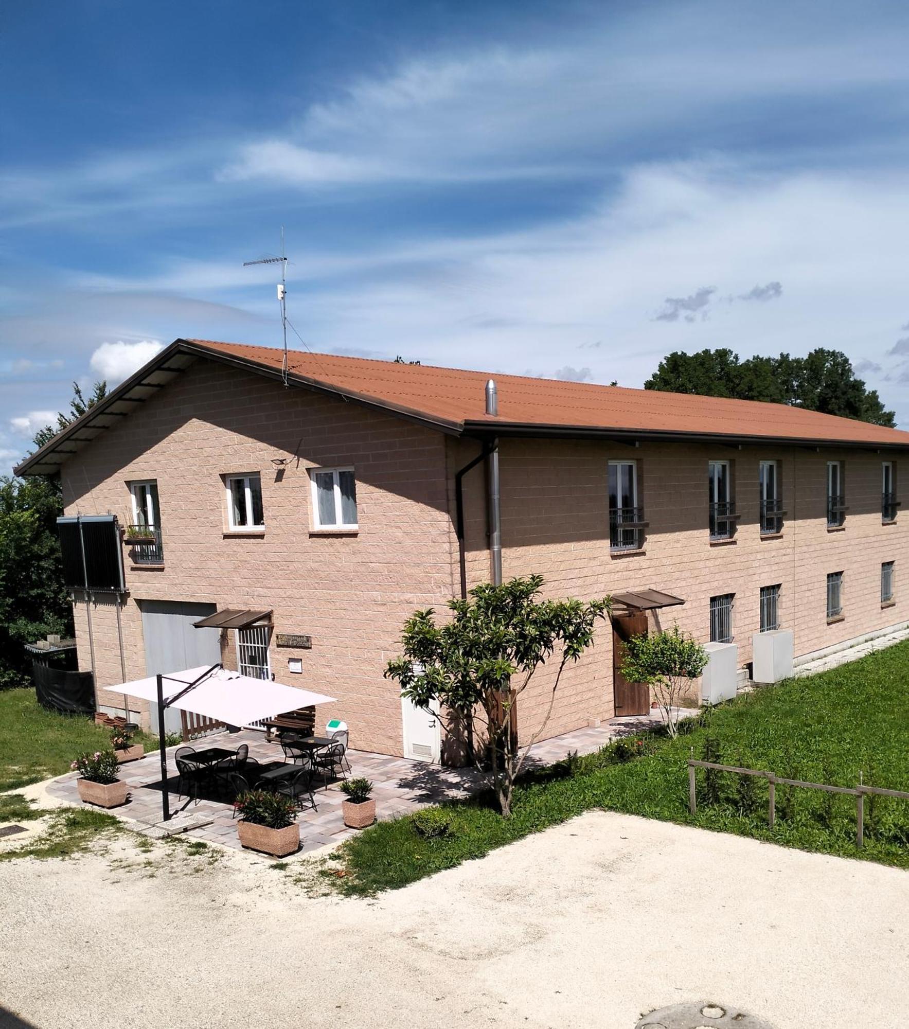 رونكاد Agriturismo Campi Di Grano المظهر الخارجي الصورة